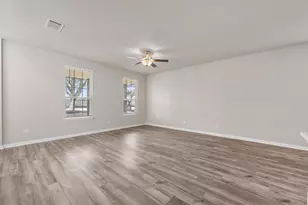 1009 Lone Peak Wy, Dripping Springs, TX 78620 - Photo 6