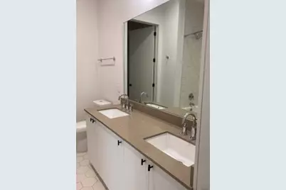 800 Embassy Drive #326, Austin, TX 78702 - Photo 14