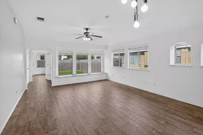 15111 Parrish Lane, Austin, TX 78725 - Photo 8