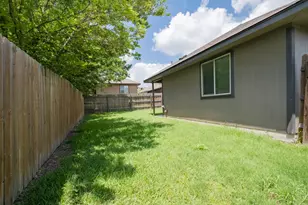 100 Azurite Dr, Jarrell, TX 76537 - Photo 20