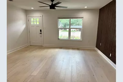 5002 Glencoe Circle, Austin, TX 78745 - Photo 8