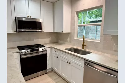 5002 Glencoe Circle, Austin, TX 78745 - Photo 4