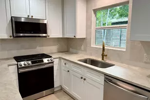 5002 Glencoe Cir, Austin, TX 78745 - Photo 4