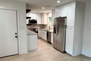 5002 Glencoe Cir, Austin, TX 78745 - Photo 12