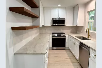 5002 Glencoe Circle, Austin, TX 78745 - Photo 10