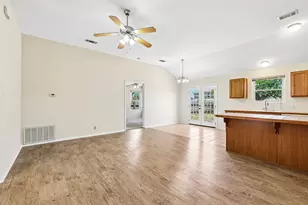224 Copper Ln, Jarrell, TX 76537 - Photo 8
