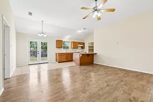 224 Copper Ln, Jarrell, TX 76537 - Photo 10