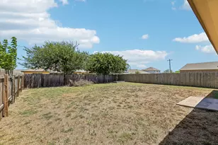 224 Copper Ln, Jarrell, TX 76537 - Photo 30
