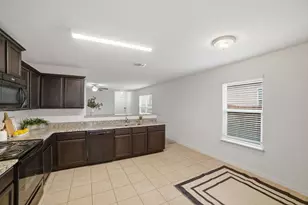 107 Millers Loop, Jarrell, TX 76537 - Photo 8