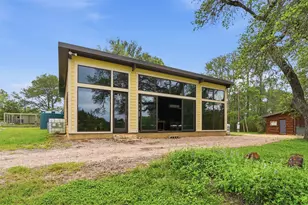 169 Ann Powell Rd, Smithville, TX 78957 - Photo 2