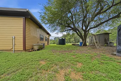 169 Ann Powell Road, Smithville, TX 78957 - Photo 20