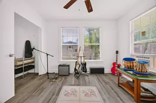 1403 Clifford Ave, Austin, TX 78702 - Photo 34