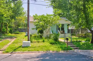 1403 Clifford Ave, Austin, TX 78702 - Photo 34