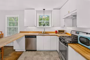 1403 Clifford Ave, Austin, TX 78702 - Photo 10