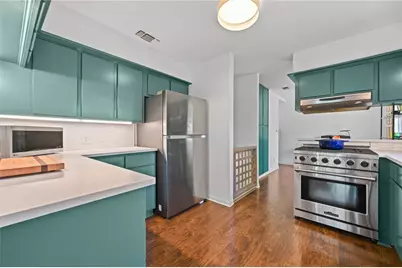 3907 Cresthill Drive, Austin, TX 78731 - Photo 8