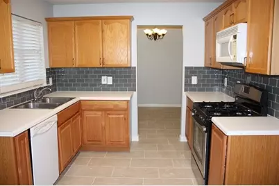 8104 Hawick Drive, Round Rock, TX 78681 - Photo 12