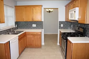 8104 Hawick Dr, Round Rock, TX 78681 - Photo 12