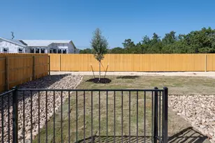 20105 Park Strip St, Lago Vista, TX 78645 - Photo 4