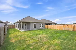 149 Ayres Horn, Cedar Creek, TX 78612 - Photo 30