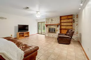 986 Shiloh Rd, Bastrop, TX 78602 - Photo 22