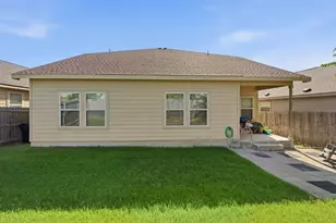320 Druse Ln, Jarrell, TX 76537 - Photo 40