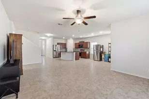 320 Druse Ln, Jarrell, TX 76537 - Photo 14