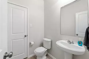 320 Druse Ln, Jarrell, TX 76537 - Photo 34