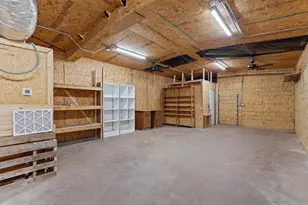 1916 W Cameron Ave, Rockdale, TX 76567 - Photo 16