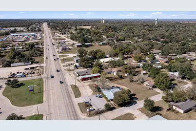 1916 W Cameron Avenue, Rockdale, TX 76567 - Photo 28