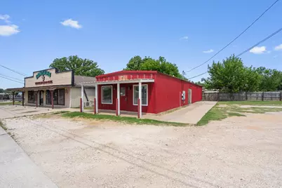 1916 W Cameron Avenue, Rockdale, TX 76567 - Photo 6