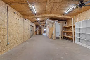 1916 W Cameron Ave, Rockdale, TX 76567 - Photo 20