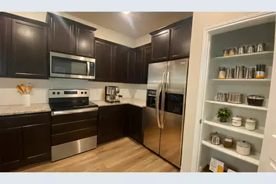 172 Onna Street, Taylor, TX 76574 - Photo 4