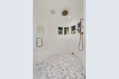 1016 Wild Basin Ledge, Austin, TX 78746 - Photo 16