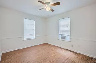 316 Plum St, Lockhart, TX 78644 - Photo 8