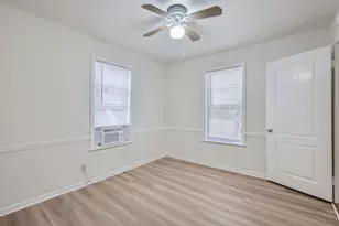 316 Plum St, Lockhart, TX 78644 - Photo 12