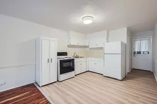 316 Plum St, Lockhart, TX 78644 - Photo 6