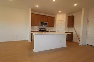 501 Bishop Wood Rd, Dripping Springs, TX 78620 - Photo 2