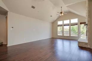 13925 Fallsprings Way, Manor, TX 78653 - Photo 16