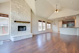 13925 Fallsprings Way, Manor, TX 78653 - Photo 2