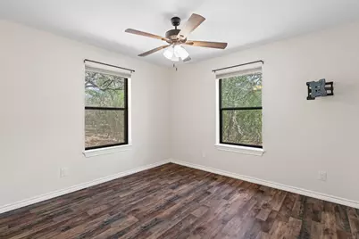 111 Clydesdale Drive, San Marcos, TX 78666 - Photo 24