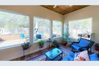 111 Clydesdale Drive, San Marcos, TX 78666 - Photo 34