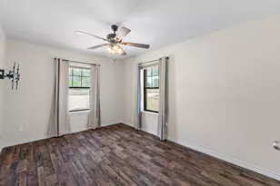 111 Clydesdale Dr, San Marcos, TX 78666 - Photo 22