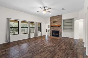 111 Clydesdale Dr, San Marcos, TX 78666 - Photo 8