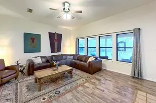 111 Clydesdale Dr, San Marcos, TX 78666 - Photo 4