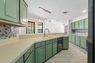 111 Clydesdale Dr, San Marcos, TX 78666 - Photo 8