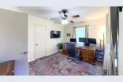 111 Clydesdale Drive, San Marcos, TX 78666 - Photo 16