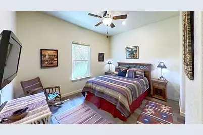 111 Clydesdale Drive, San Marcos, TX 78666 - Photo 32