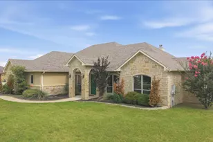101 Eland Ave, Bastrop, TX 78602 - Photo 4