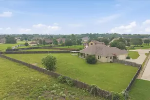101 Eland Ave, Bastrop, TX 78602 - Photo 34