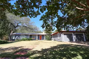 4702 Shadow Ln, Austin, TX 78731 - Photo 1
